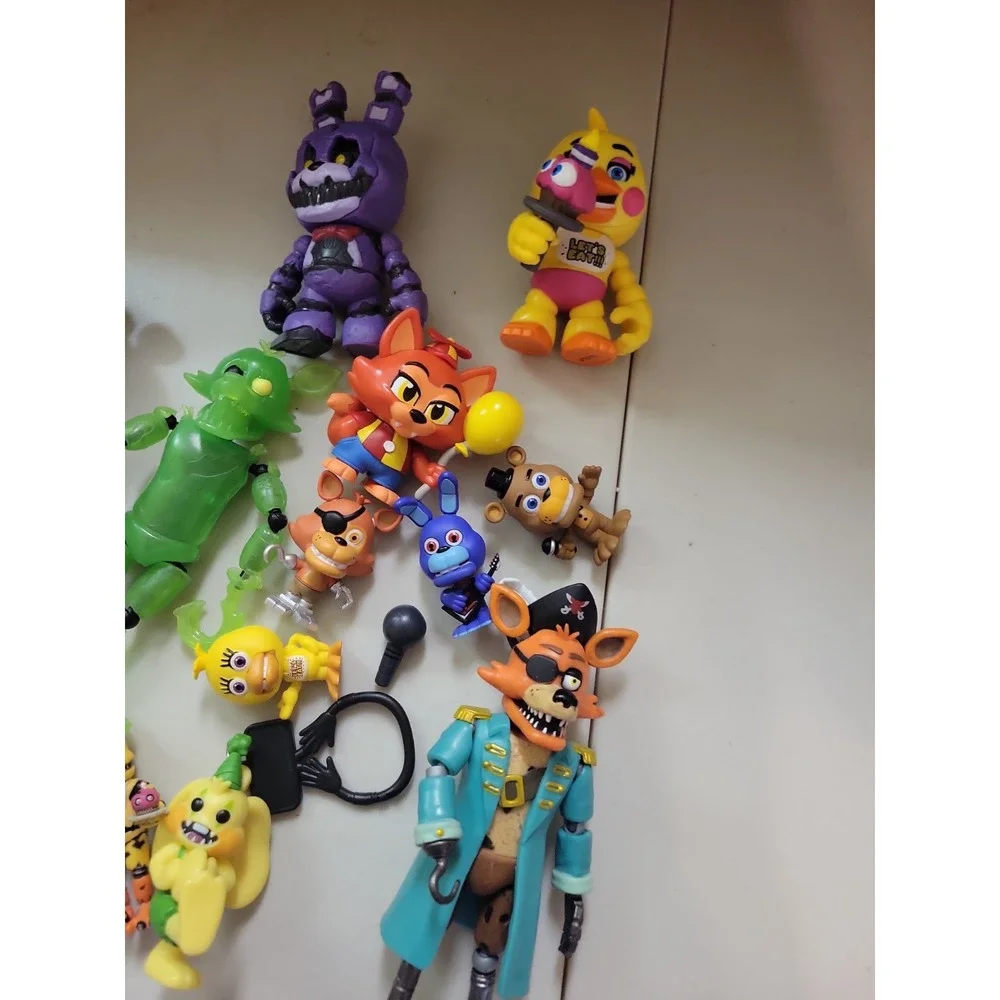 Funko Action Figure Five Nights at Freddy's chica foxy mixed lot FLAWS